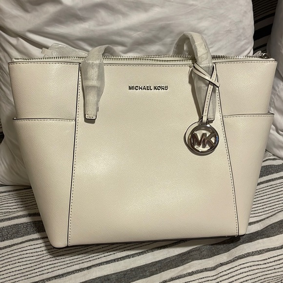 MICHAEL Michael Kors Handbags - NEW Michael Kors Tote